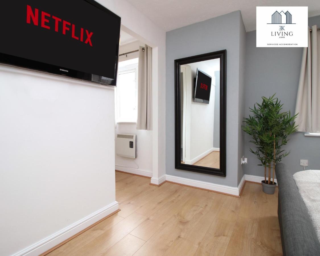 Spacious 3 Bedroom Duplex Apartment On Cardiff Bay - Free Parking & Wifi By Ekliving Luxe Short Lets & Serviced Accommodation Exterior foto